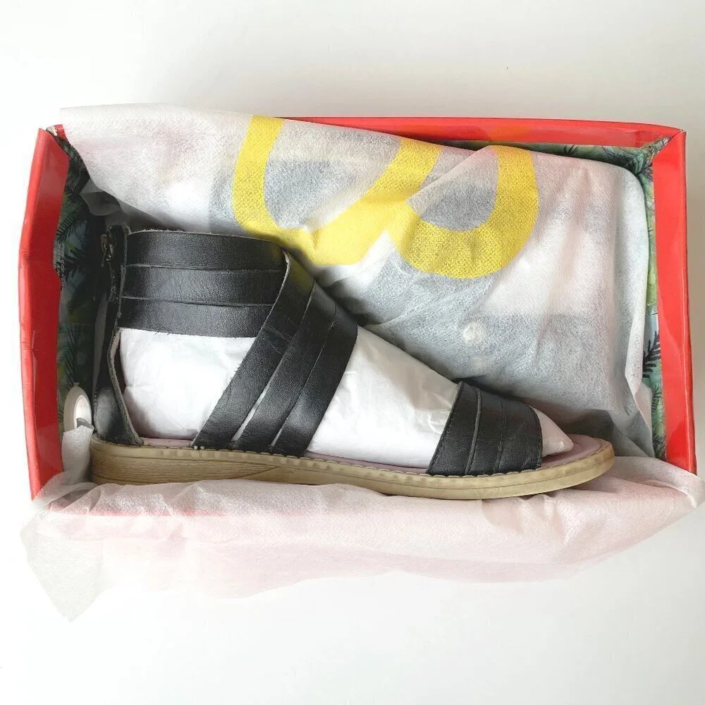 Billowy Girls Black Leather Gladiator Sandals EU 33 US 2